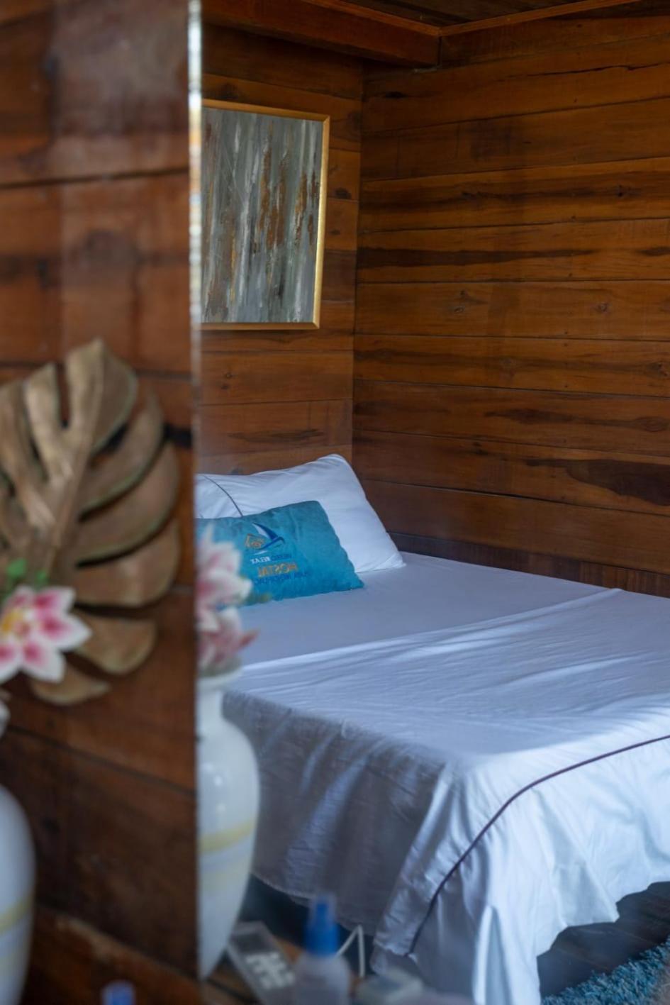 Hostal Velero Relax Guachaca Exterior foto